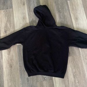 Black Gildan Sweatshirt